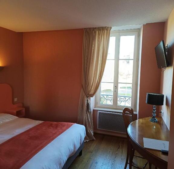 غرفة عائلية, Hôtel La Reconce