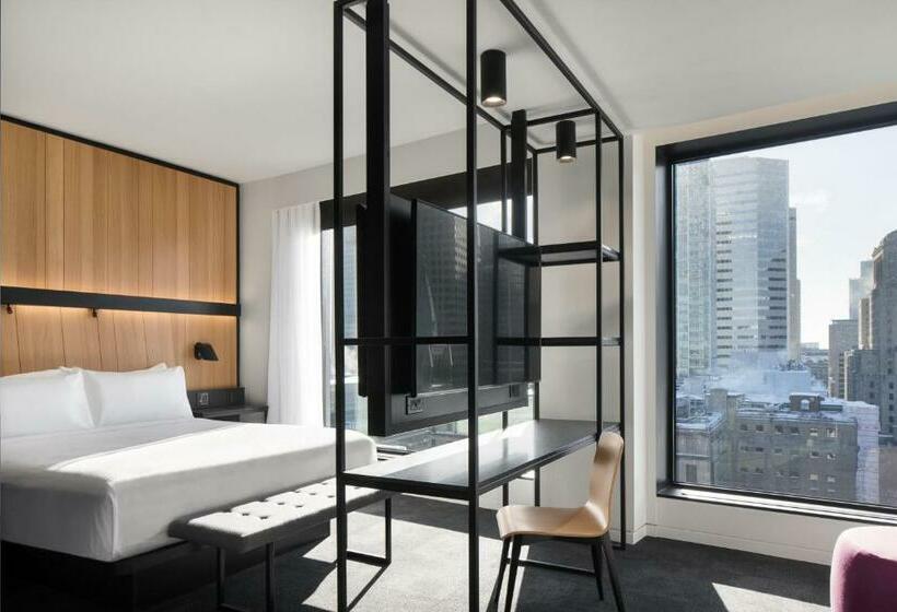 Suíte Deluxe, Monville