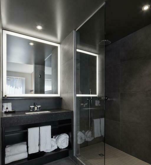 Suíte Deluxe, Monville