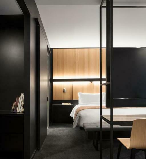 Suíte Deluxe, Monville