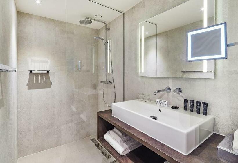 חדר סופריור עם מיטת קינג, Nassau Breda, Autograph Collection