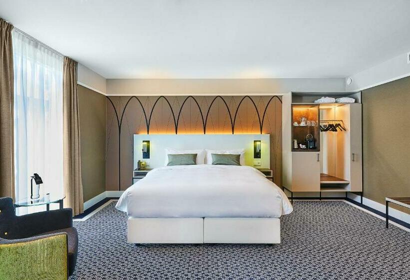 חדר אקזקיוטיב, Nassau Breda, Autograph Collection