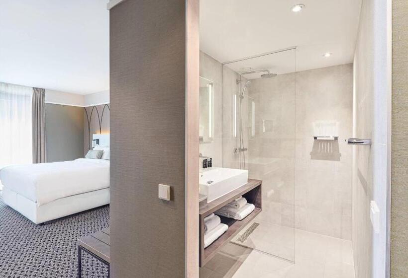 חדר אקזקיוטיב, Nassau Breda, Autograph Collection