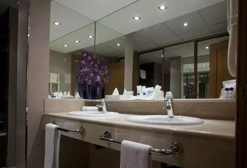 اتاق لوکس, Vila Baleira Village - Adults Only