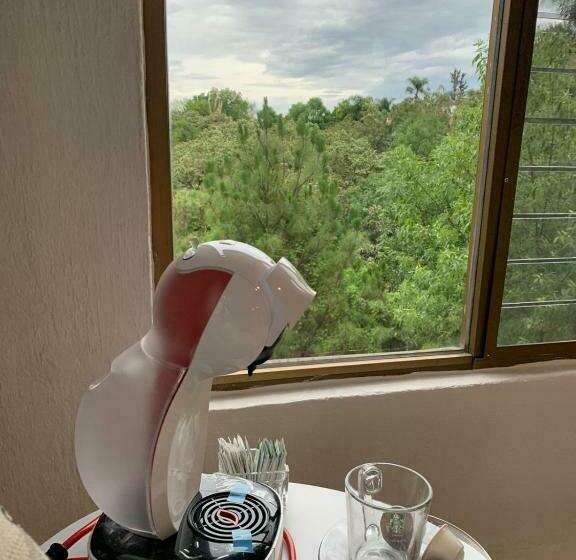 جناح, Posada Santa Fe