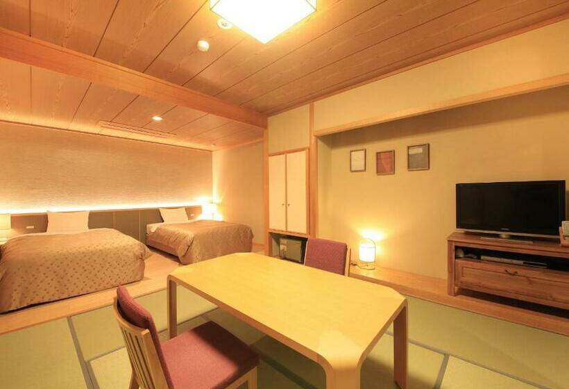 Quarto Estandar, Shimoda Central