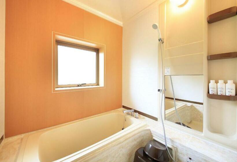 Quarto Estandar, Shimoda Central
