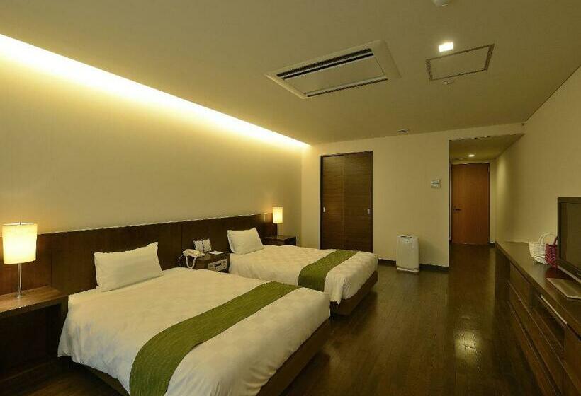 Quarto Estandar, Shimoda Central