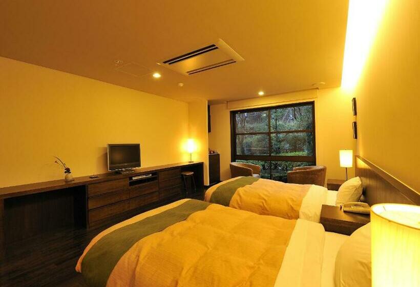 Quarto Estandar, Shimoda Central