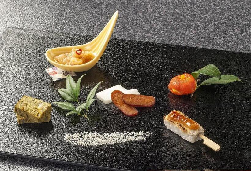 Quarto Estandar, Shimoda Central