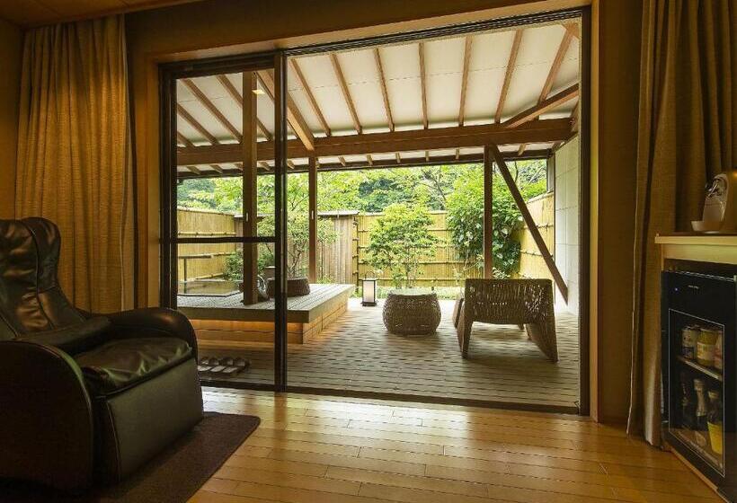 Quarto Estandar, Shimoda Central