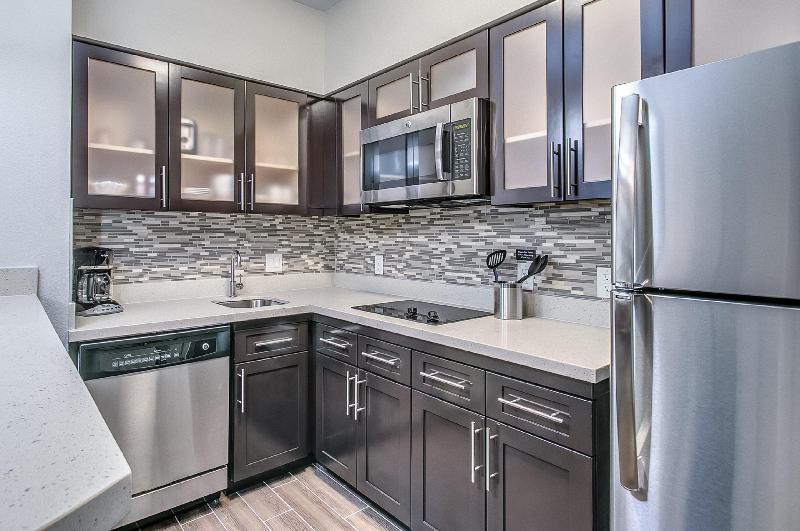 带大床的套房, Staybridge Suites Lubbock South, An Ihg