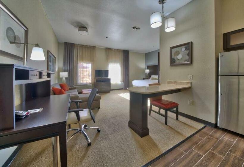 带大床的标准间, Staybridge Suites Lubbock South, An Ihg