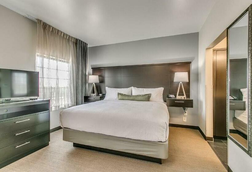 스탠다드 스튜디오 킹침대, Staybridge Suites Lubbock South, An Ihg