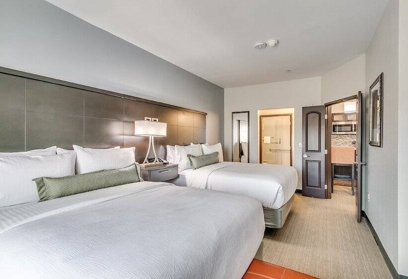 带2个卧室的套房, Staybridge Suites Lubbock South, An Ihg