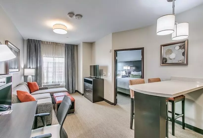 ２ベッドスイートルーム, Staybridge Suites Lubbock South, An Ihg