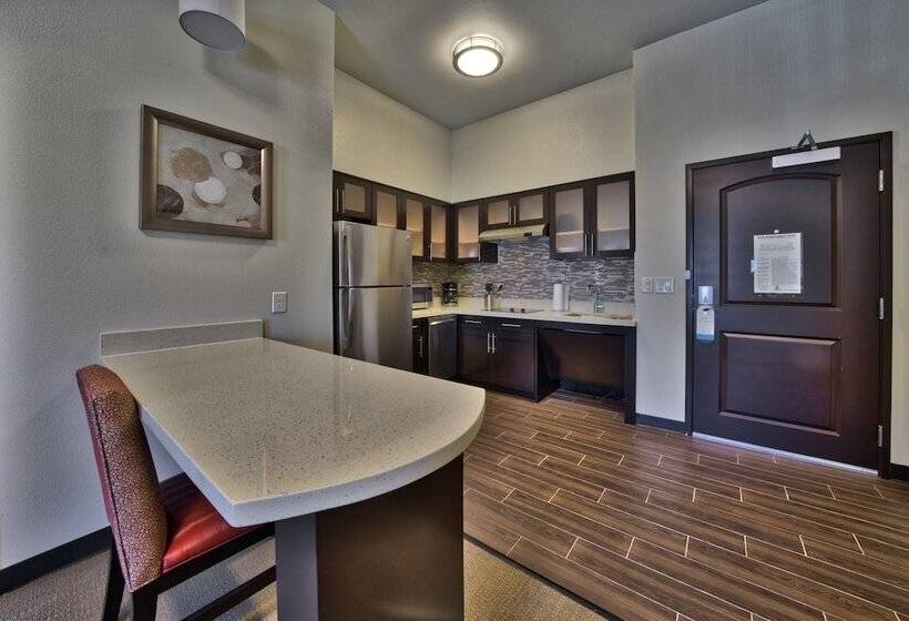 장애인을 위한 스위트, Staybridge Suites Lubbock South, An Ihg