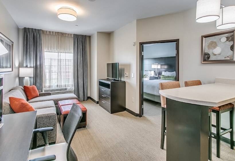 장애인을 위한 스위트, Staybridge Suites Lubbock South, An Ihg