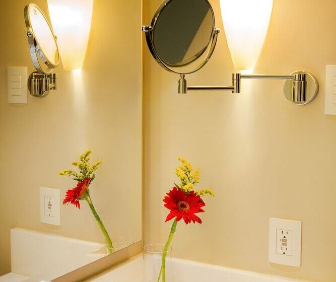 جناح مزود بحمام سباحة, The Towers At Pueblo Bonito Pacifica   All Inclusive   Adults Only