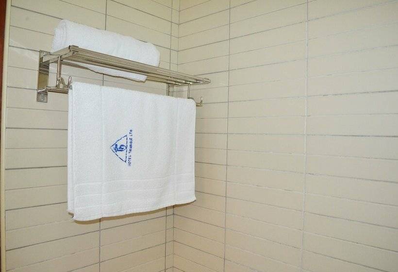 اتاق لوکس یک تخته, Triangle