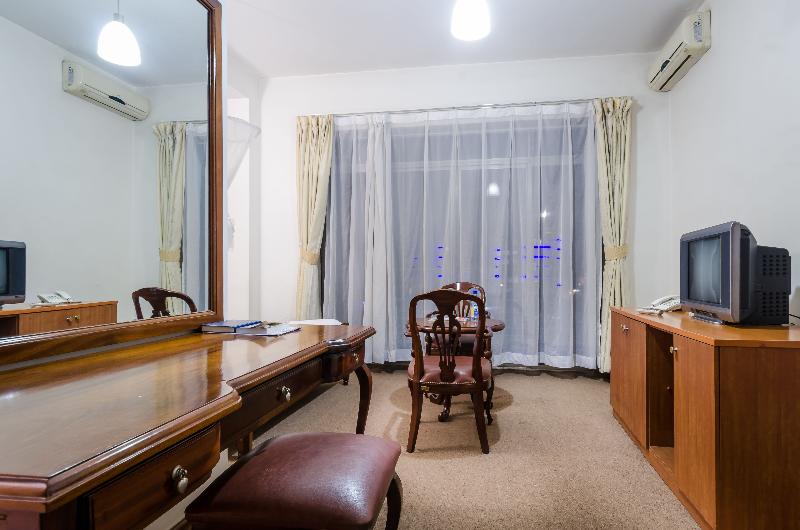 اتاق لوکس یک تخته, Triangle