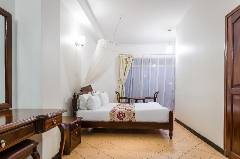 اتاق لوکس یک تخته, Triangle