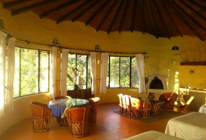 جناح عائلي, Valle Místico