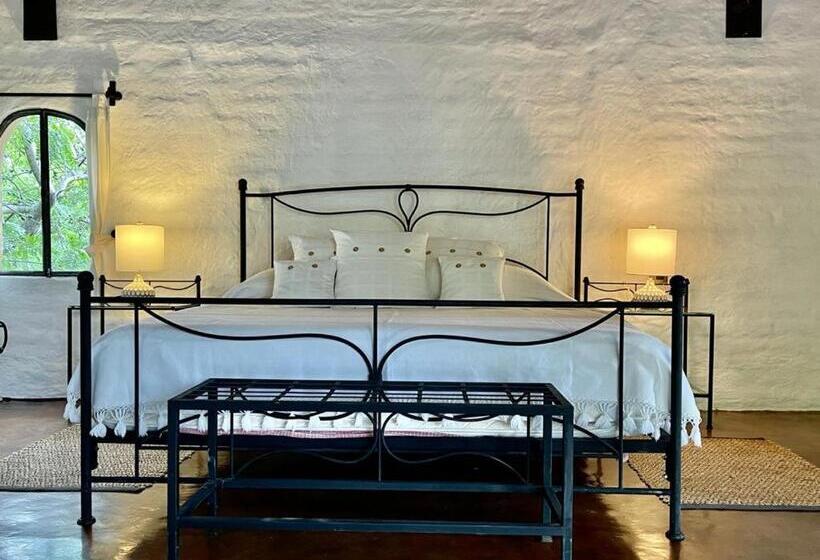 منزل غرفة نوم واحدة, Valle Místico