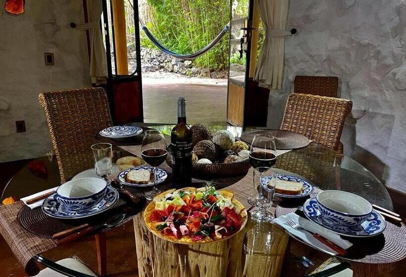 منزل غرفة نوم واحدة, Valle Místico