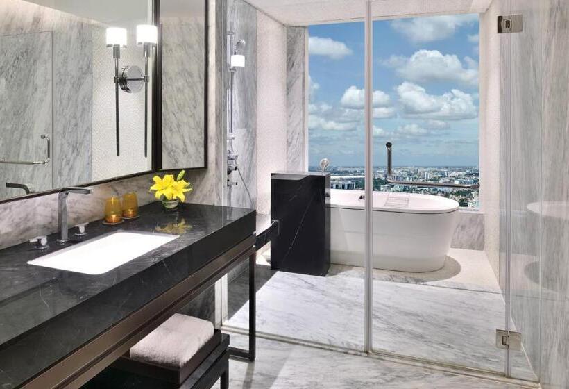 سوییت لوکس, Jw Marriott Hotel Kolkata