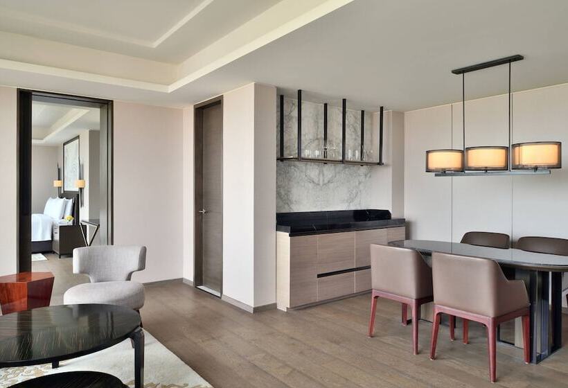 Президентский Люкс, Jw Marriott Hotel Kolkata