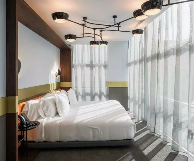 سوییت جونیور, Soho Boutique Granada