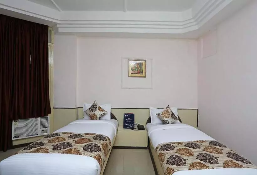 Chambre Triple Classique, O Midtown