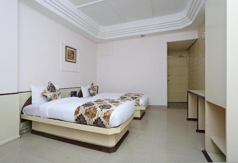 三人经典房间, O Midtown