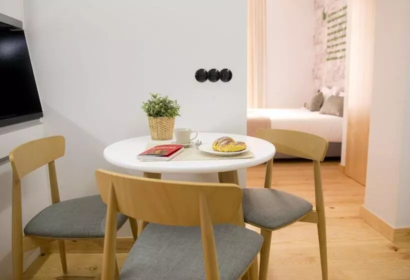 استودیوی استاندارد, Páteo Saudade Lofts
