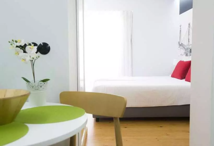 استودیوی استاندارد, Páteo Saudade Lofts