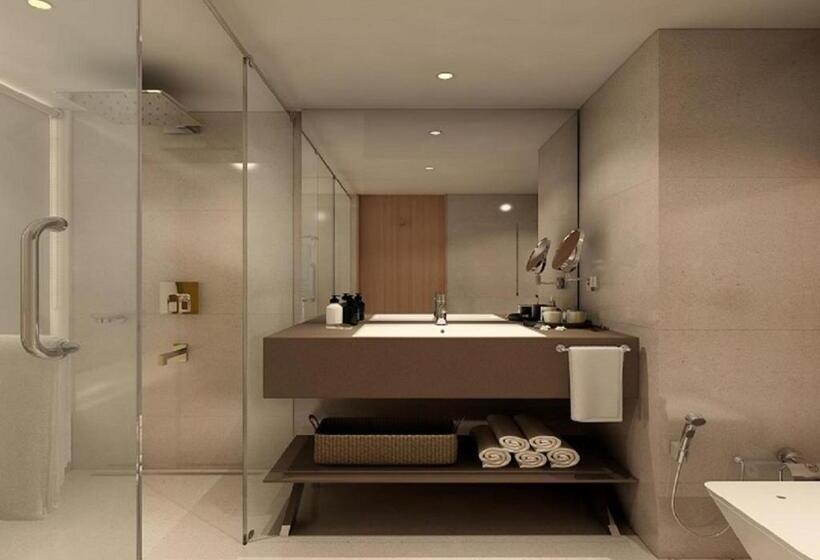 جناح, Sayaji Vadodara