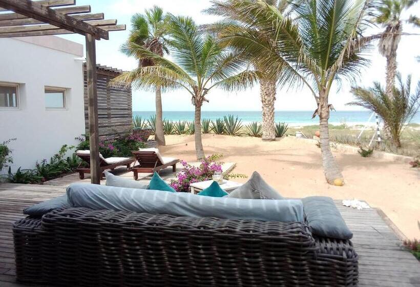 Quarto Deluxe Vista Mar com Sacada, Villa Cristina Alojamento, Praia De Chaves, Boa Vista, Cape Verde, Wi Fi