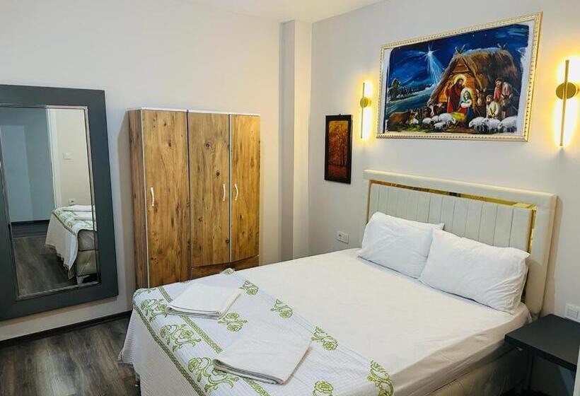 اتاق خانوادگی, Taksim 52 Suite