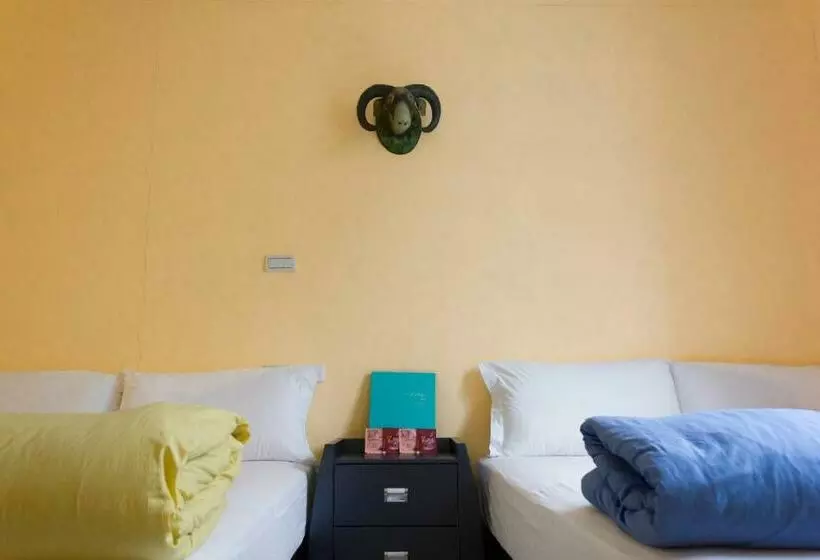 اتاق استاندارد با 2 تخت دوبل, Rest Book & Bed