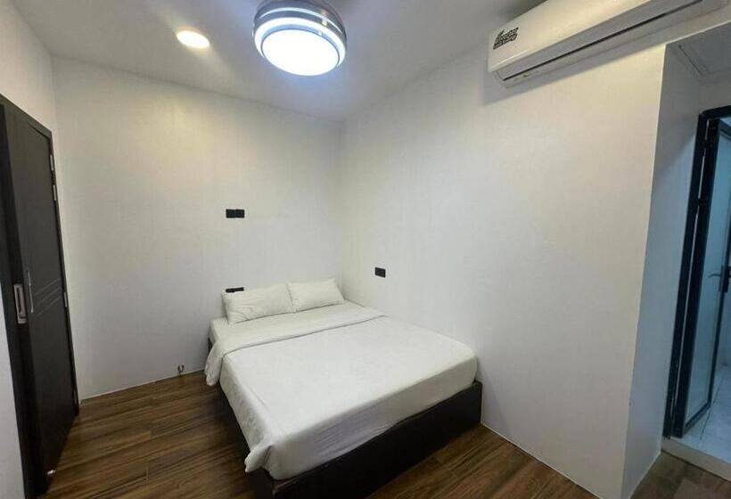 استودیوی لوکس, Bibee Maldives