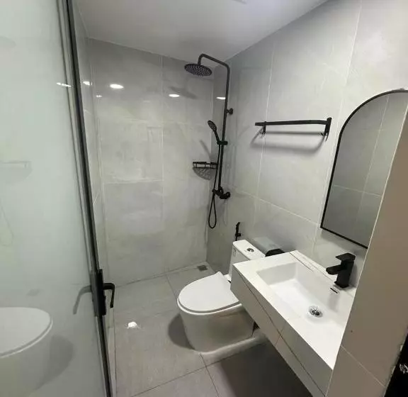 استودیوی لوکس, Bibee Maldives