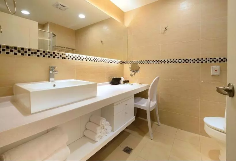 اتاق استاندارد با 2 تخت دوبل, Caffir Garden
