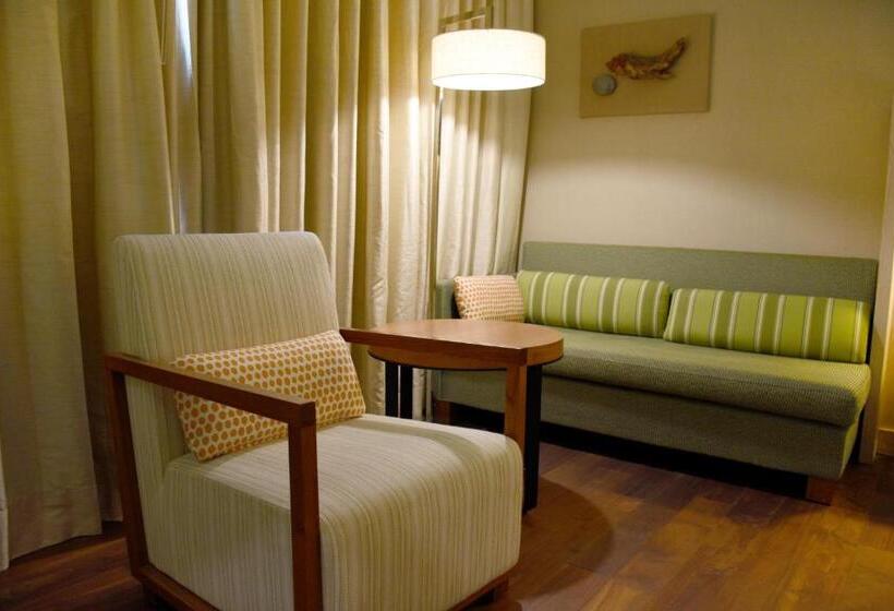 اتاق استاندارد, Chihpen Century