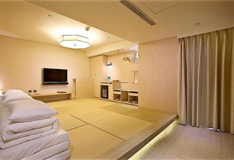 اتاق استاندارد, Chihpen Century