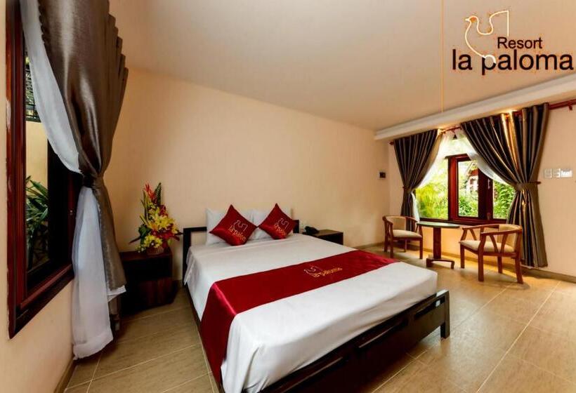 ویلای استاندارد با چشمانداز باغ, La Paloma Resort