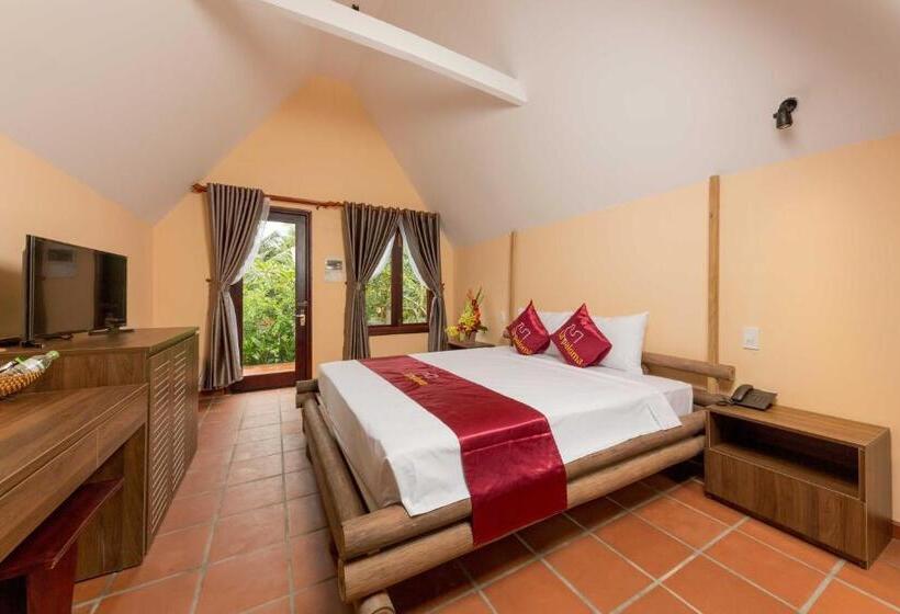 بانگلوی لوکس, La Paloma Resort