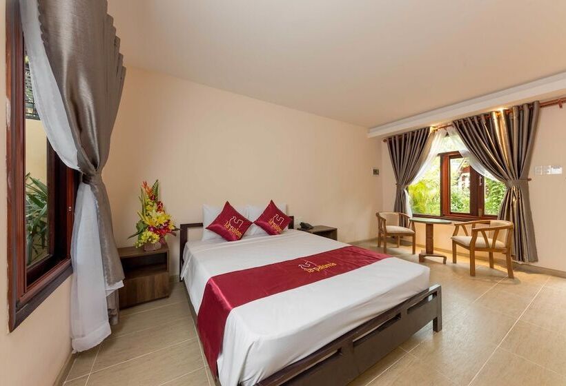 ویلای استاندارد با چشمانداز باغ, La Paloma Resort