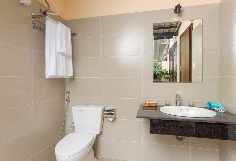 ویلای استاندارد با چشمانداز باغ, La Paloma Resort