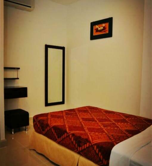 חדר דלוקס יחיד, Old Budget